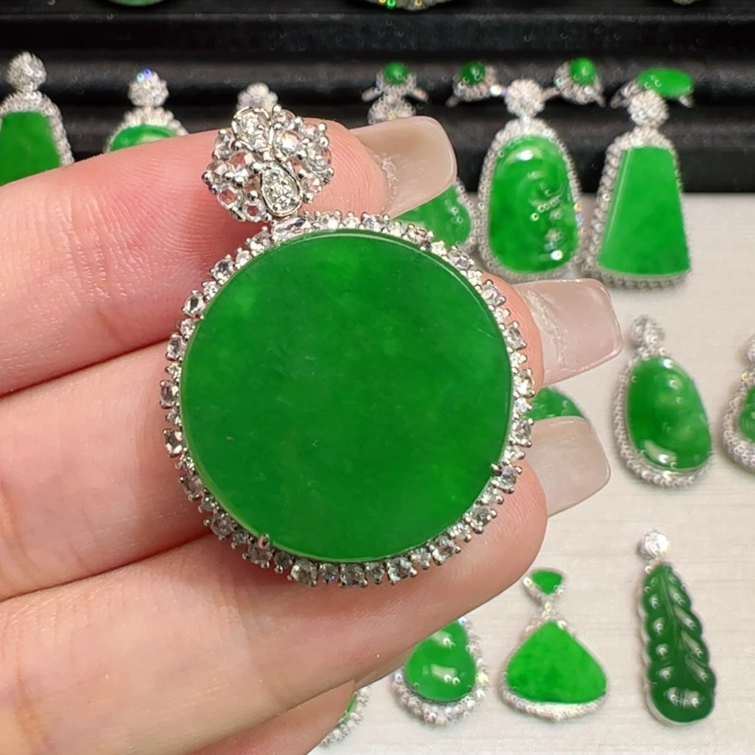 翡翠18K金镶嵌吊坠(不含链)