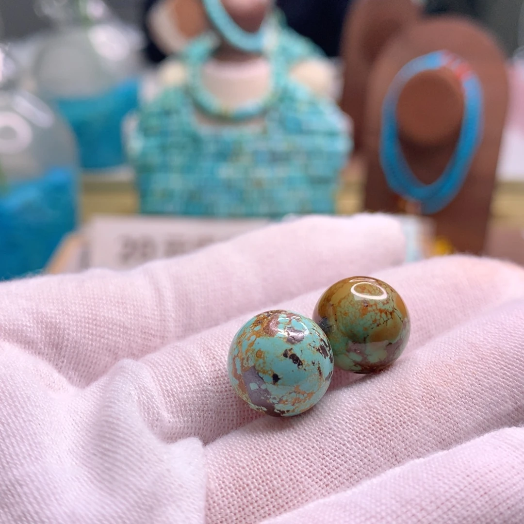 绿松石未镶嵌饰品