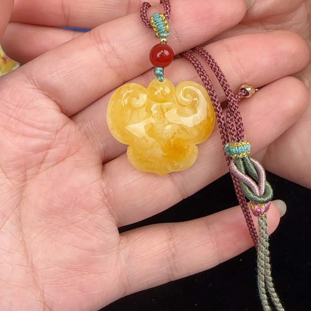 蜜蜡吊坠(赠链)未镶嵌