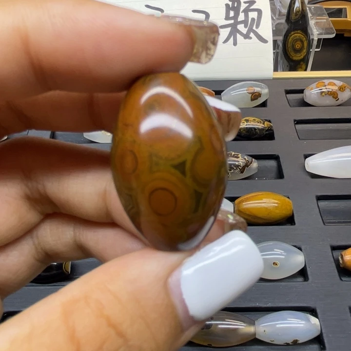 未镶嵌颈饰玛瑙/玉髓