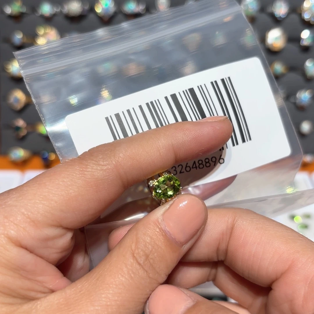 海蓝宝石戒圈银S925镶嵌E****?