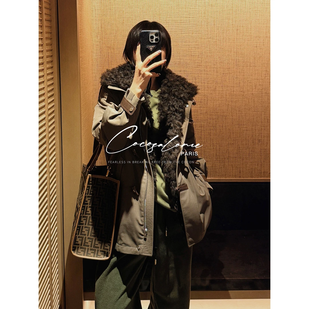 韩彬彬"巴比伦"鹅绒填充牛角扣羊毛领中长款外套3382-8