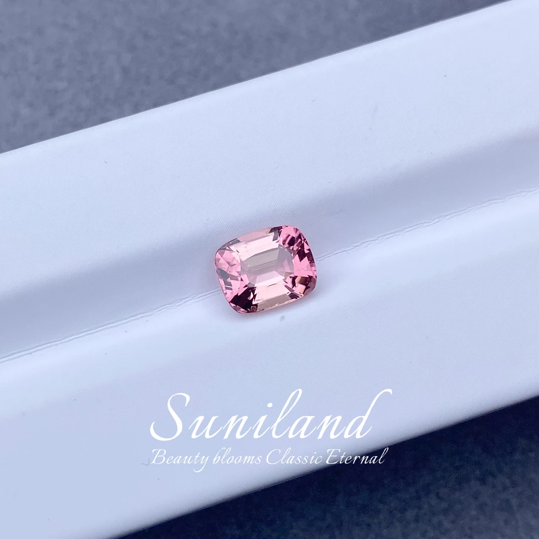 G552-FW-2.34ct天然樱花粉色精切垫形碧玺裸石全净/8.4*6.8mm