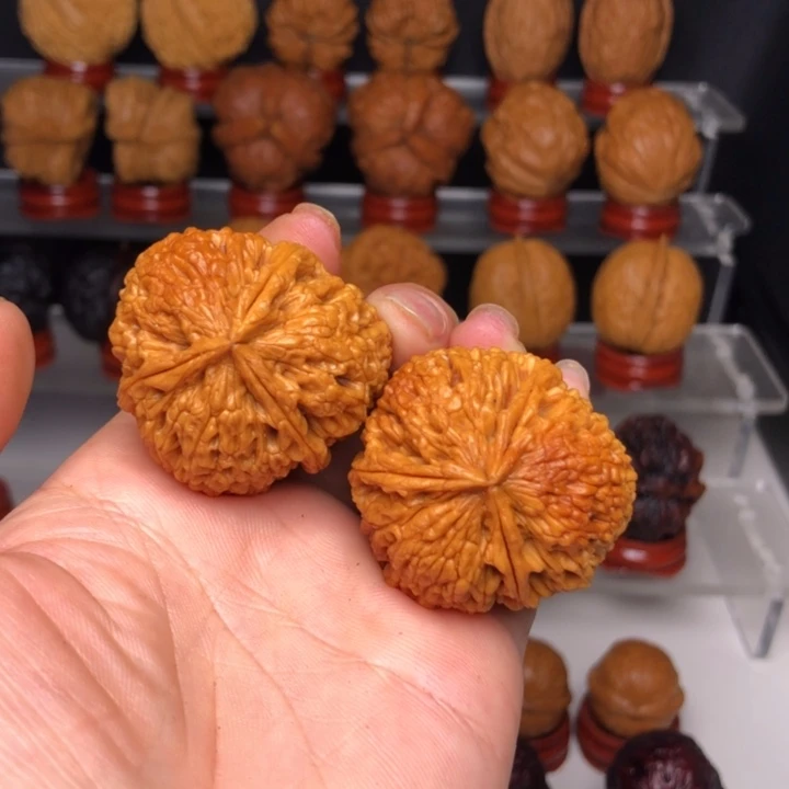 吊坠文玩核桃14盘龙玉凤三楞
