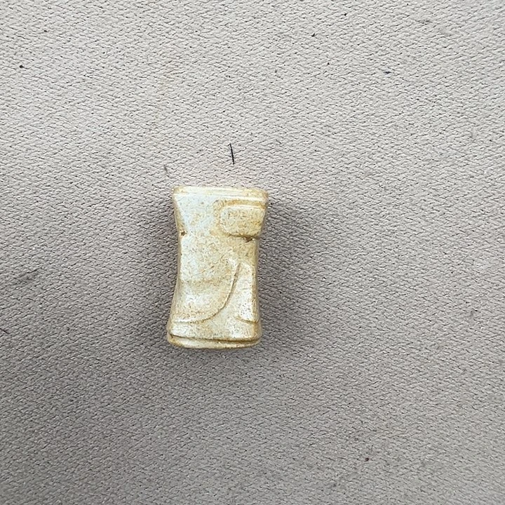 岫岩老玉（透闪石质玉）未镶嵌颈饰