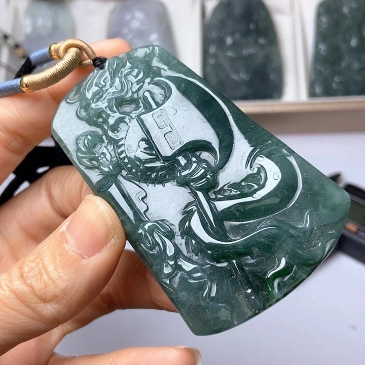 翡翠未镶嵌挂件翡翠
