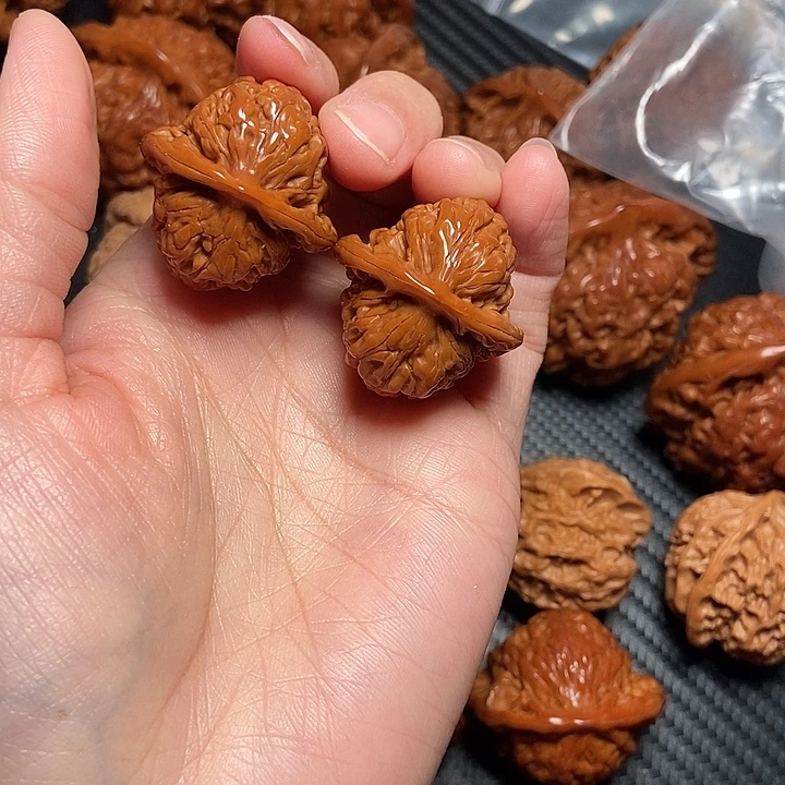 木质类29四座楼。 手捻。