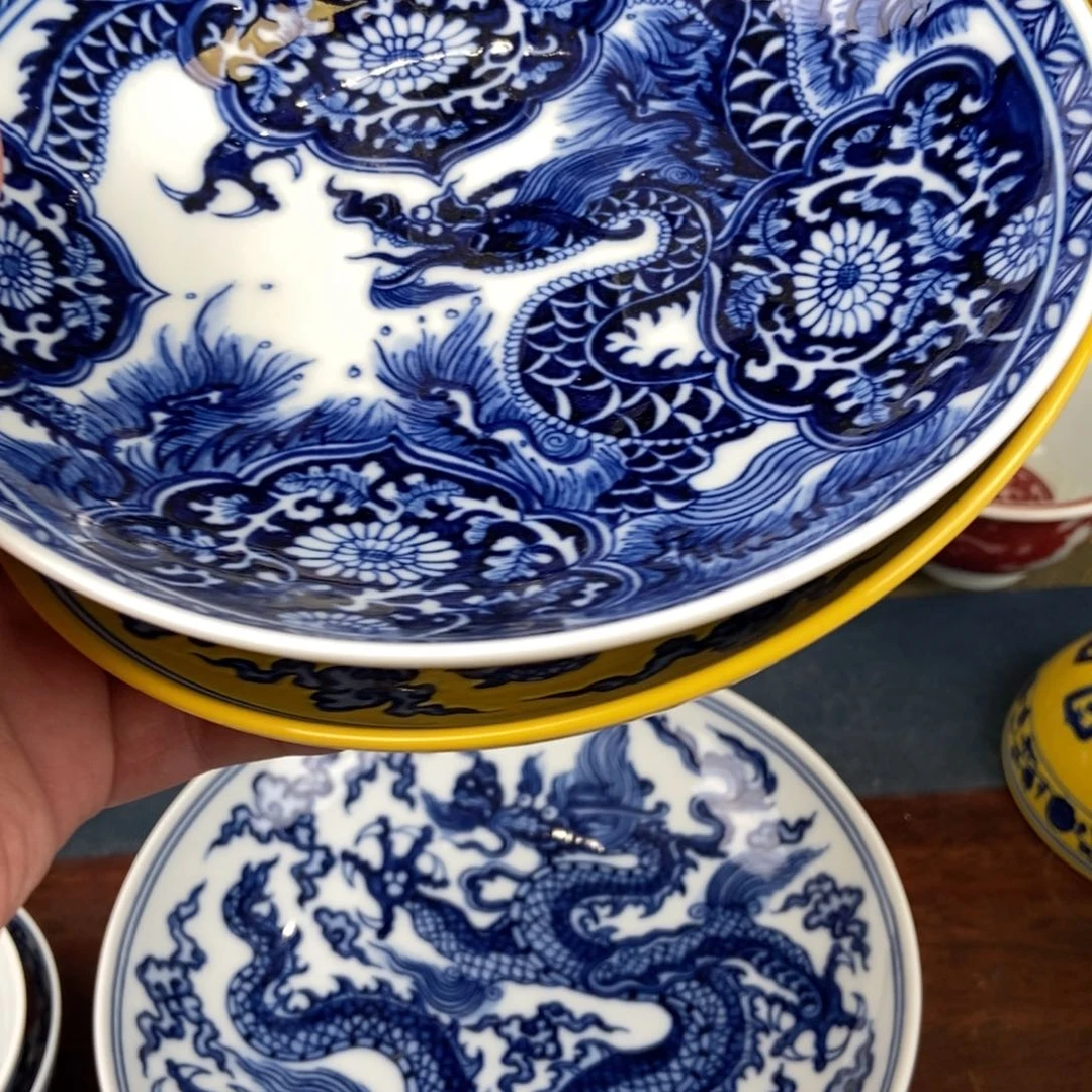 C**i陶瓷艺术家的创作人员的