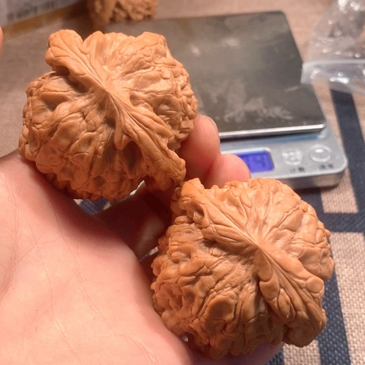 吊坠文玩核桃全品龙鼎