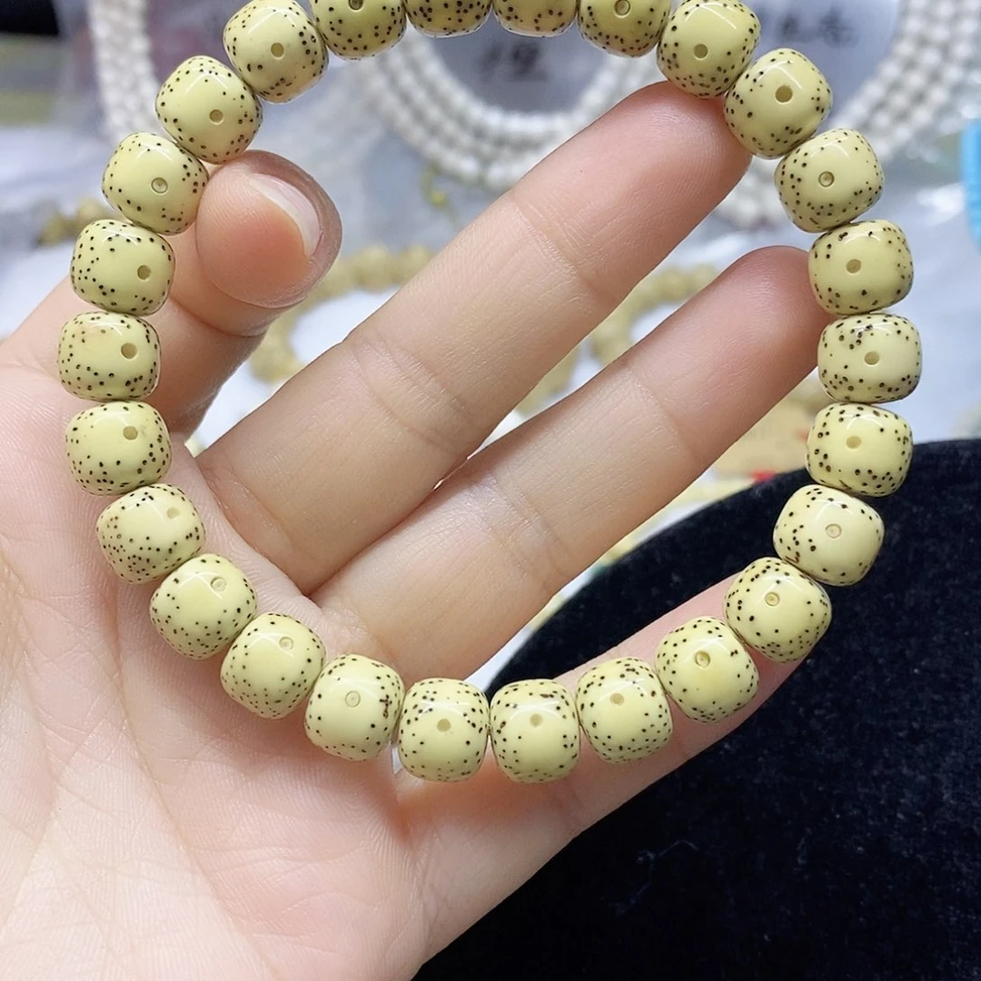 星月菩提吊坠9.5.8.5星月菩提