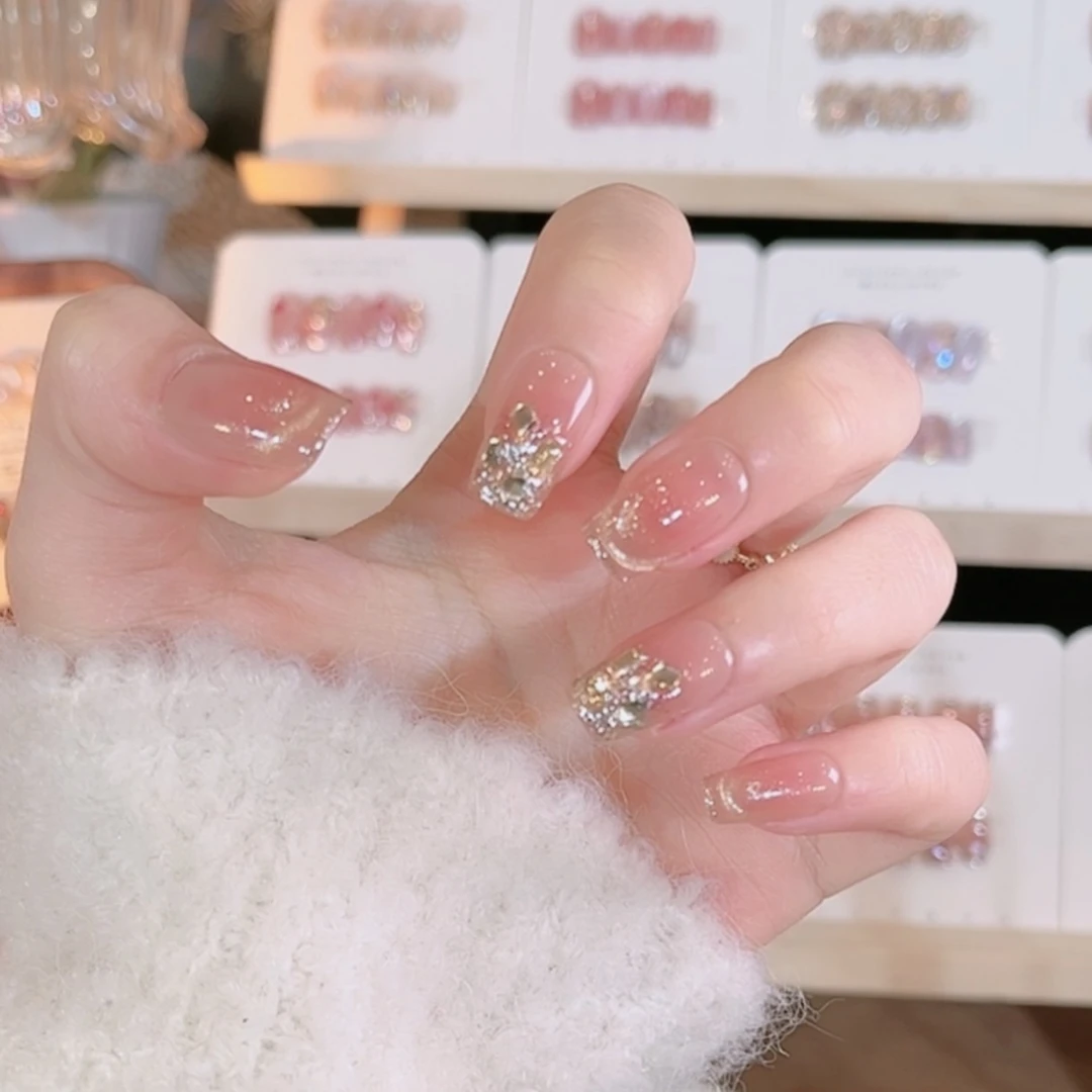 【黄昏】纯手工穿戴甲裸粉色醒狮美拉德钻美甲10片