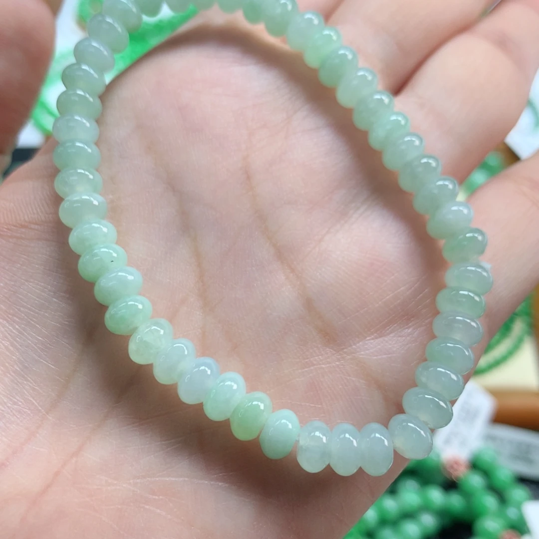 翡翠未镶嵌手链翡翠