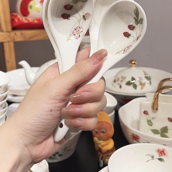 瓷片骨瓷勺子4个瓷片