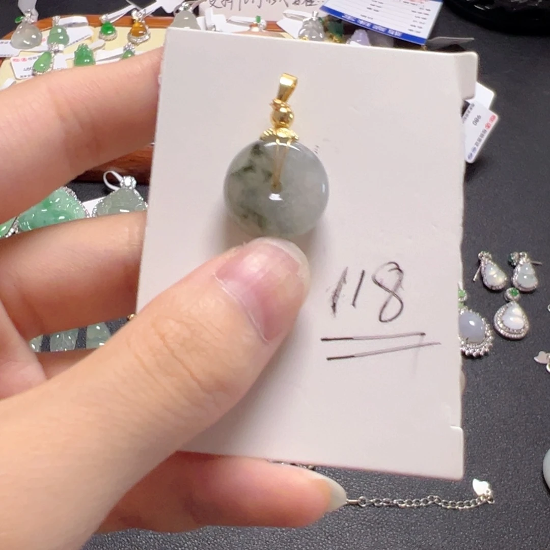 翡翠未镶嵌颈饰10