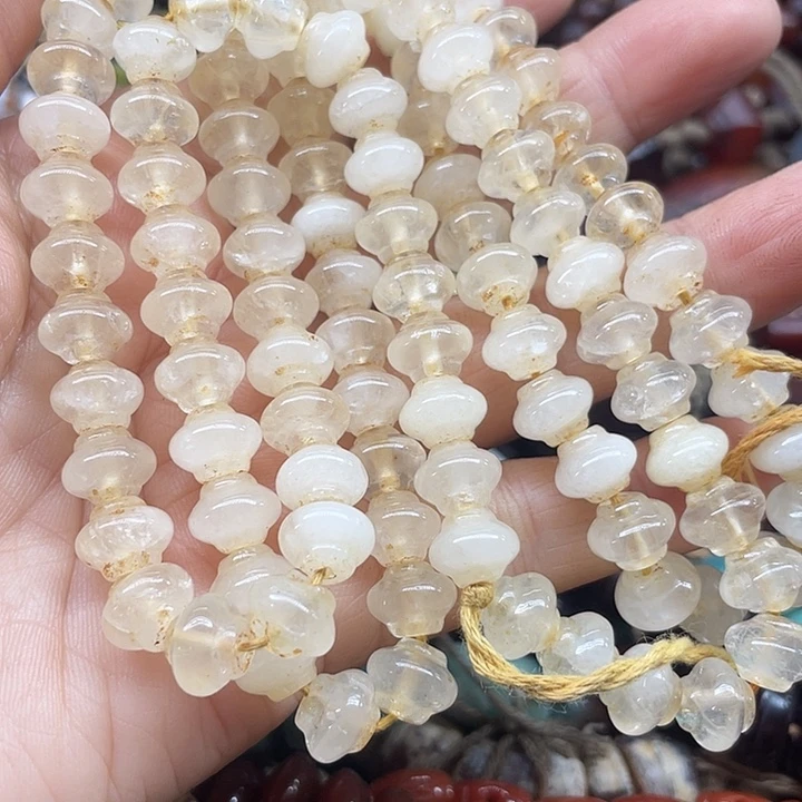 君***兰玛瑙/玉髓未镶嵌颈饰