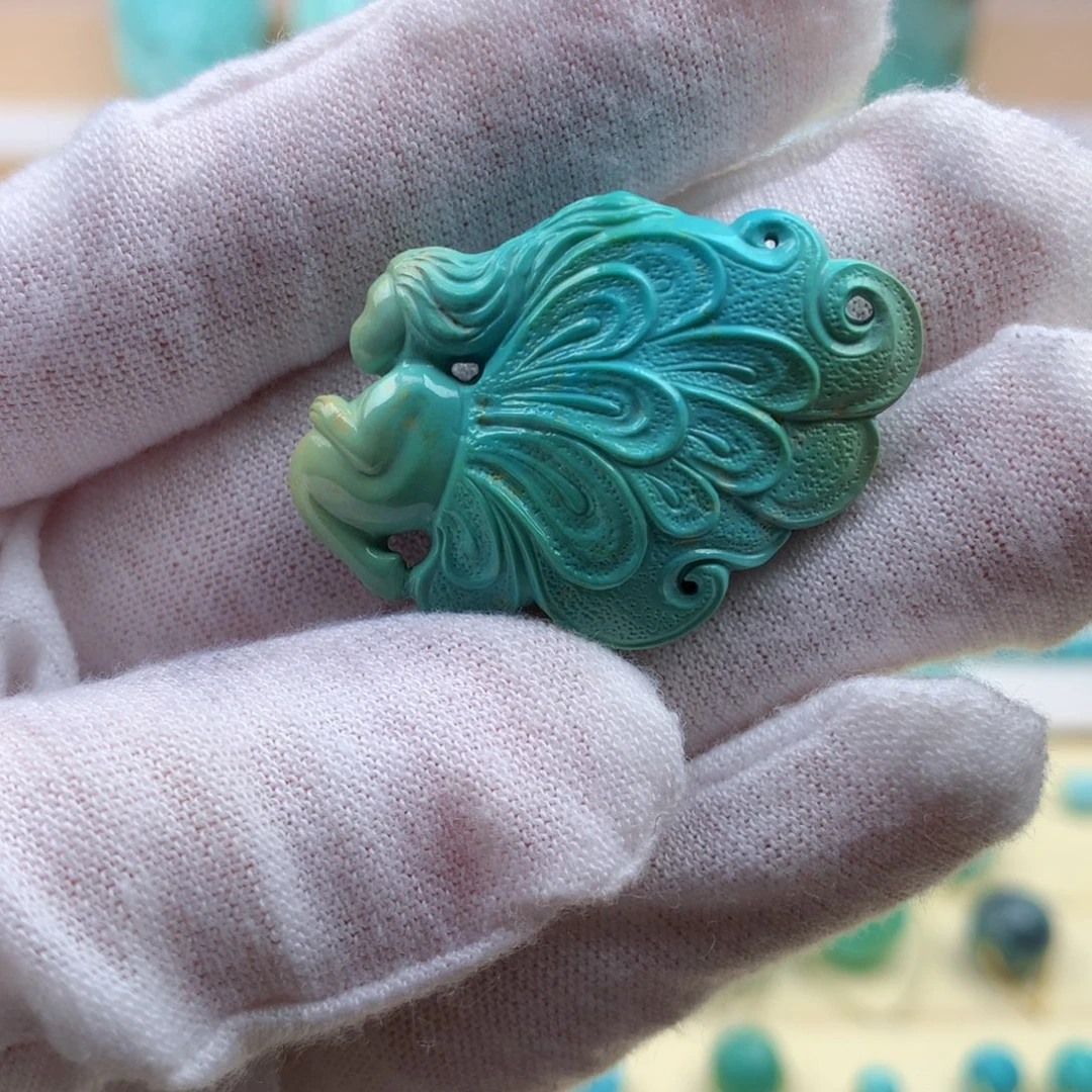绿松石未镶嵌珠宝奇石高瓷绿蝴蝶仙子29.6*25.2mm