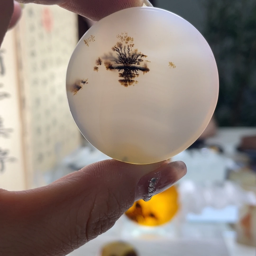 用***9玛瑙/玉髓未镶嵌珠宝奇石