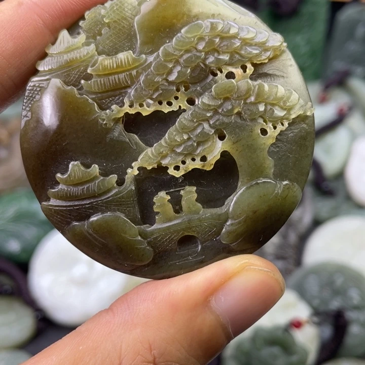 和田玉未镶嵌颈饰