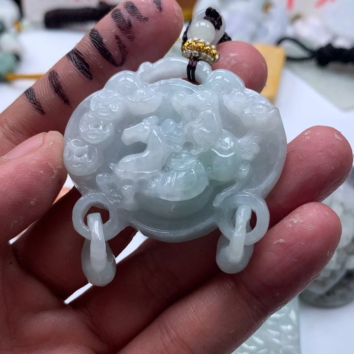 颈饰未镶嵌翡翠保真天然a货翡翠