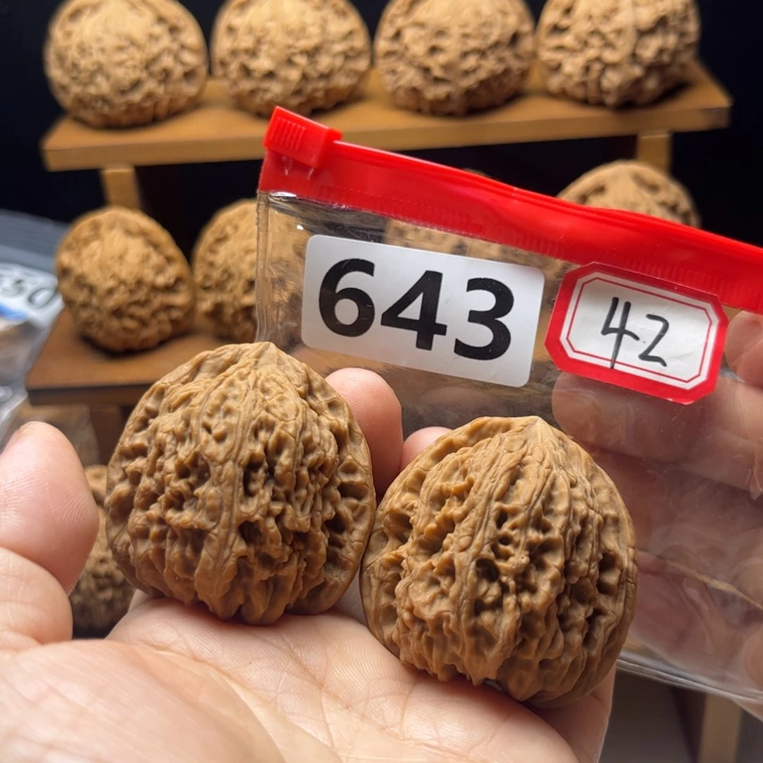 吊坠文玩核桃南疆42