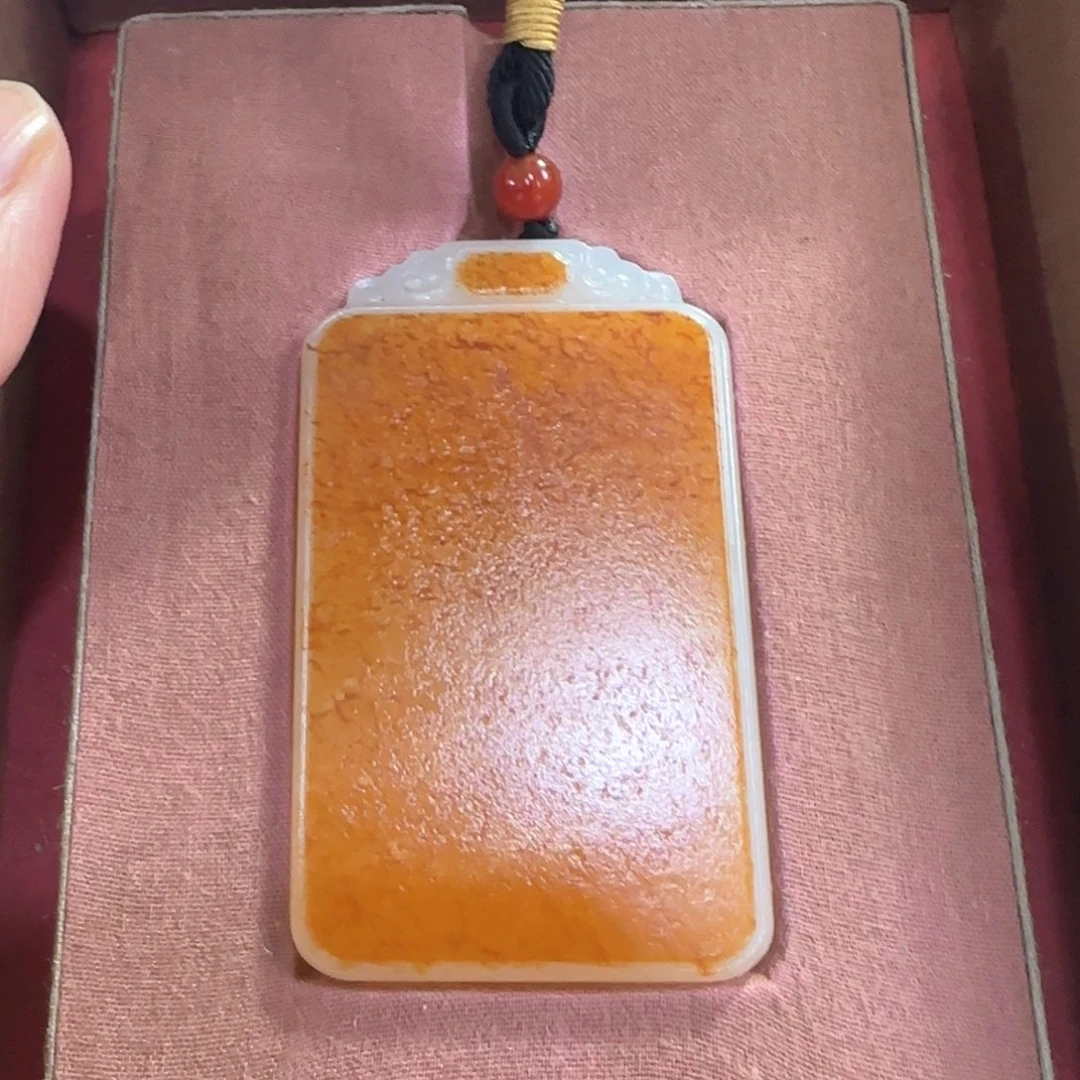 和田玉未镶嵌耳饰