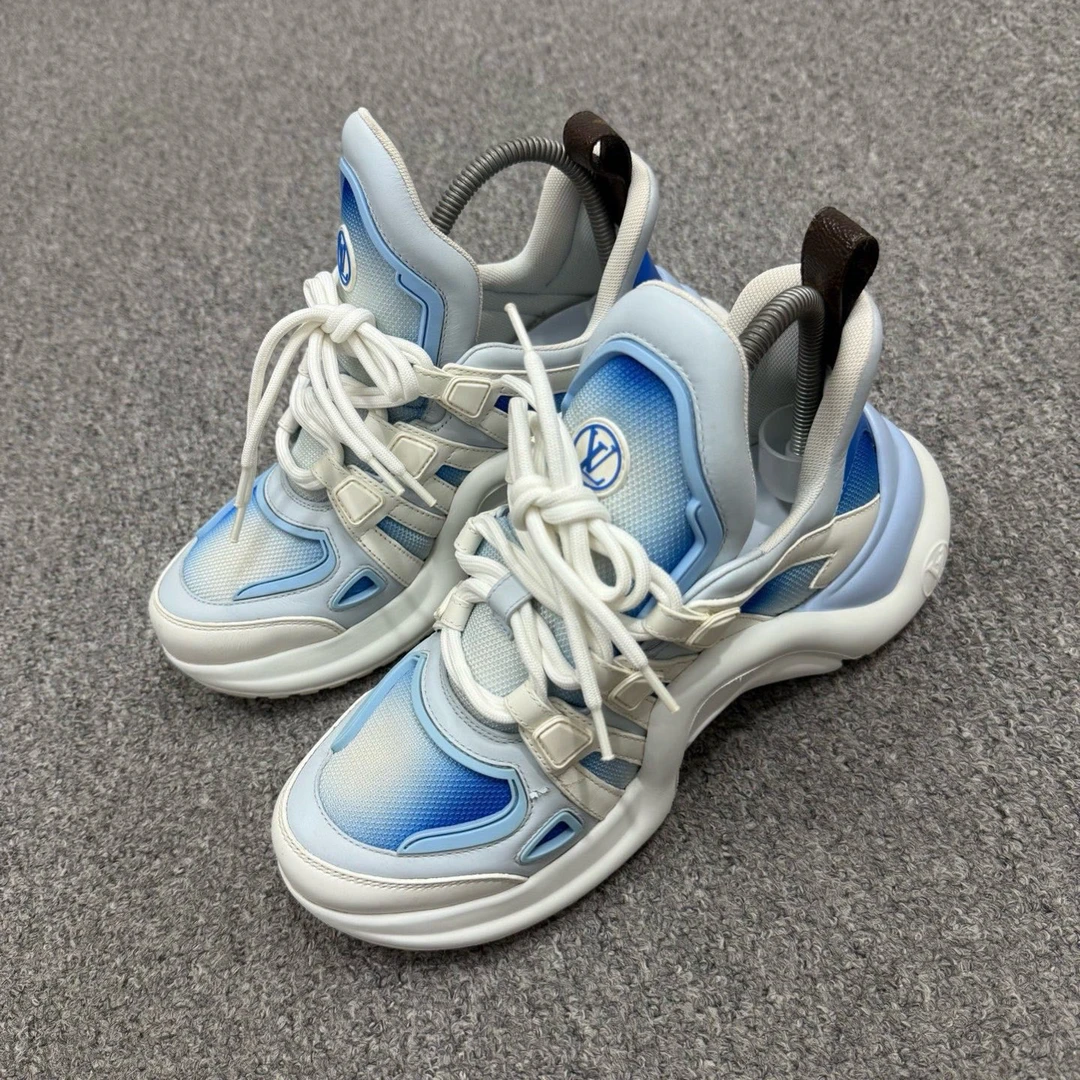 99新 LouisVuitton/路易威登 15899918 白蓝渐变老爹鞋 38码