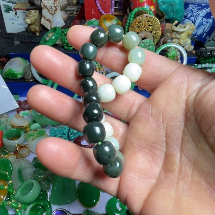 滴血莲花菩提手串