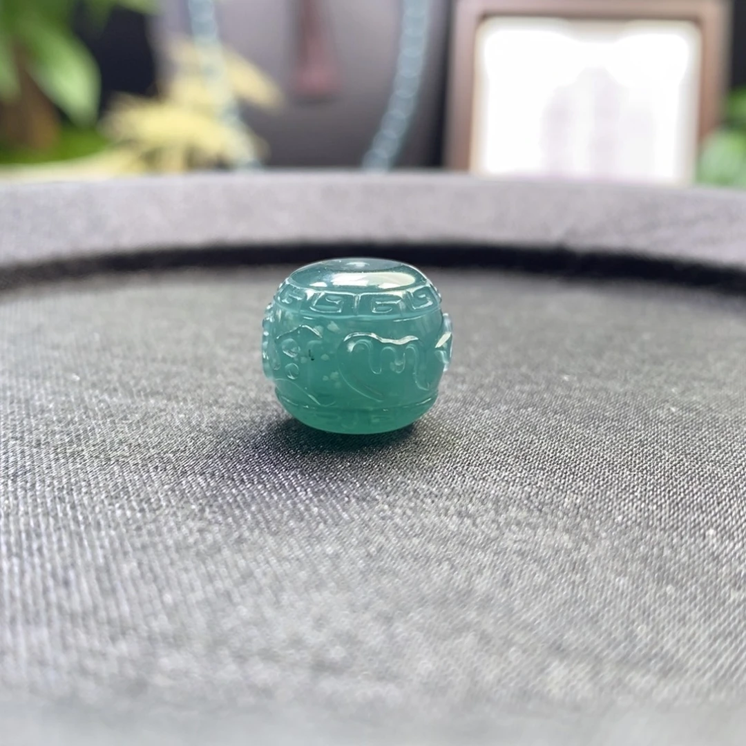 生***恋翡翠未镶嵌手链卡15雕刻珠