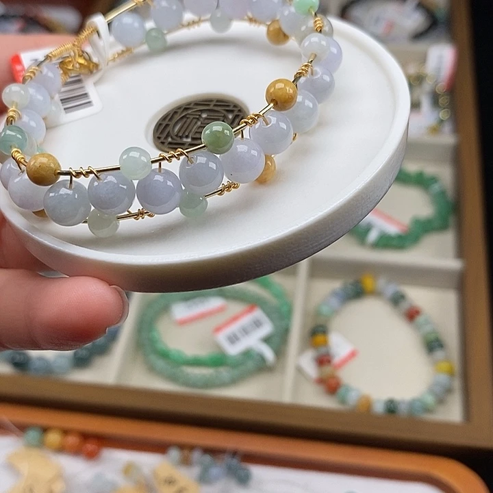 翡翠未镶嵌手串半价无鉴赏