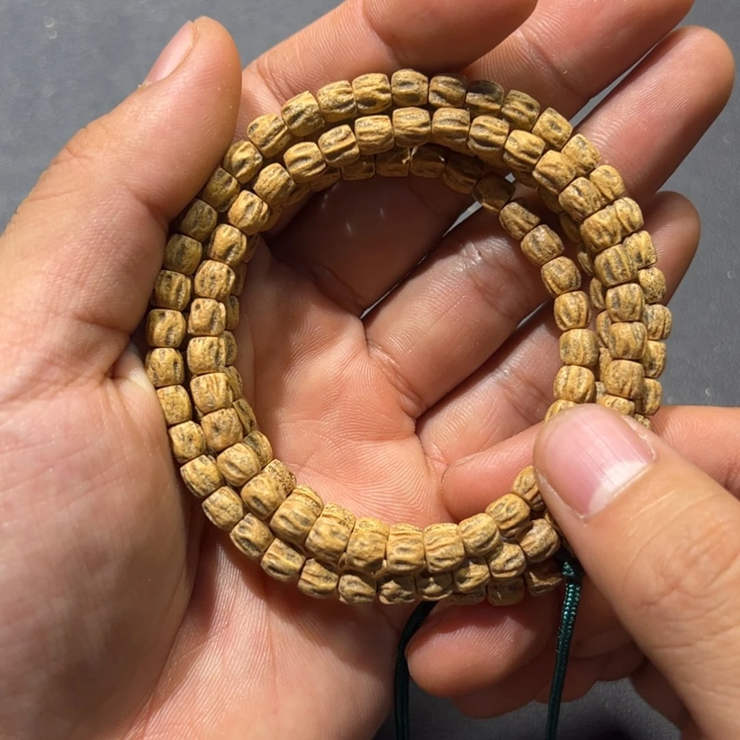 柏香籽/百香籽吊坠D08