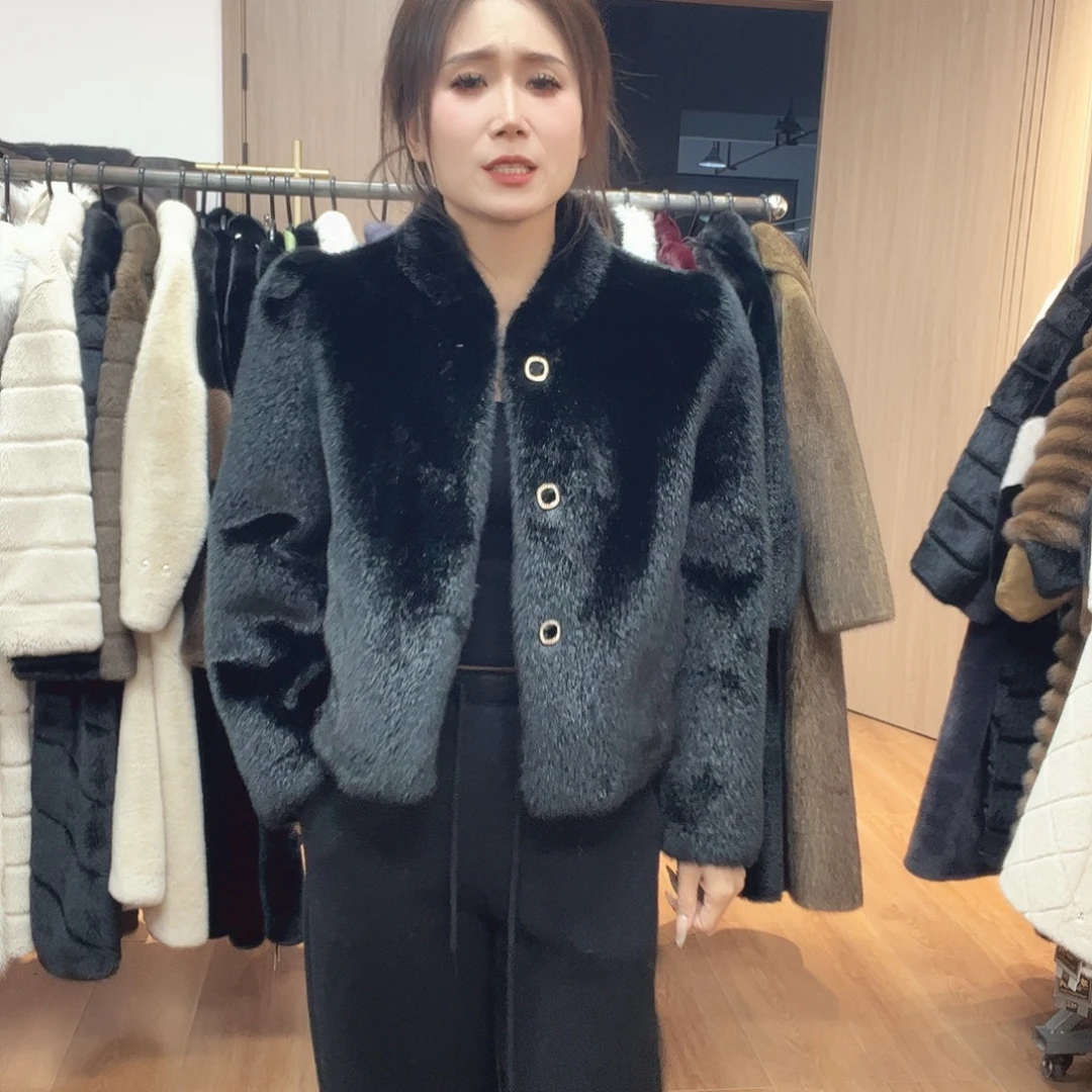 63号皮毛一体外套