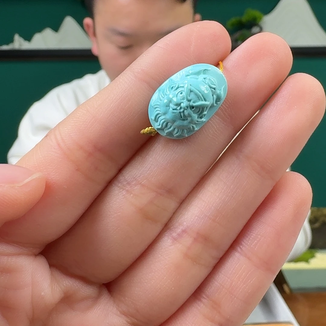 绿松石未镶嵌珠宝奇石