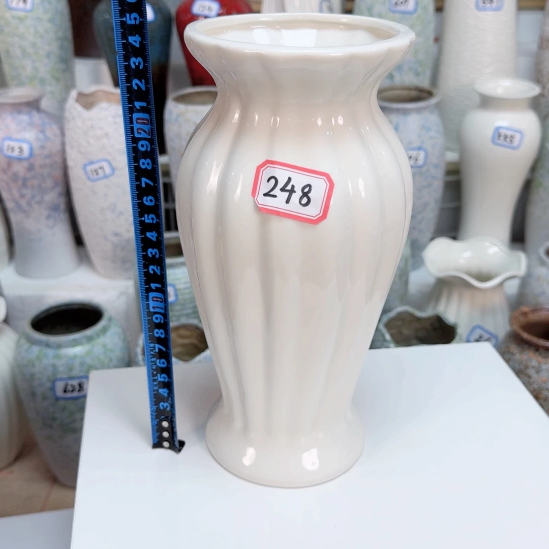 248号陶瓷高24.5厘米一个