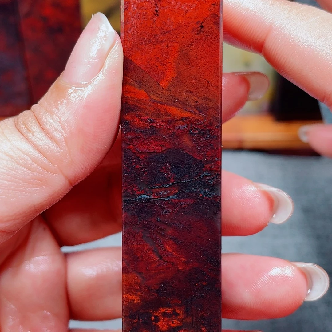 【闪购商品】玉桂林鸡血玉印章素章