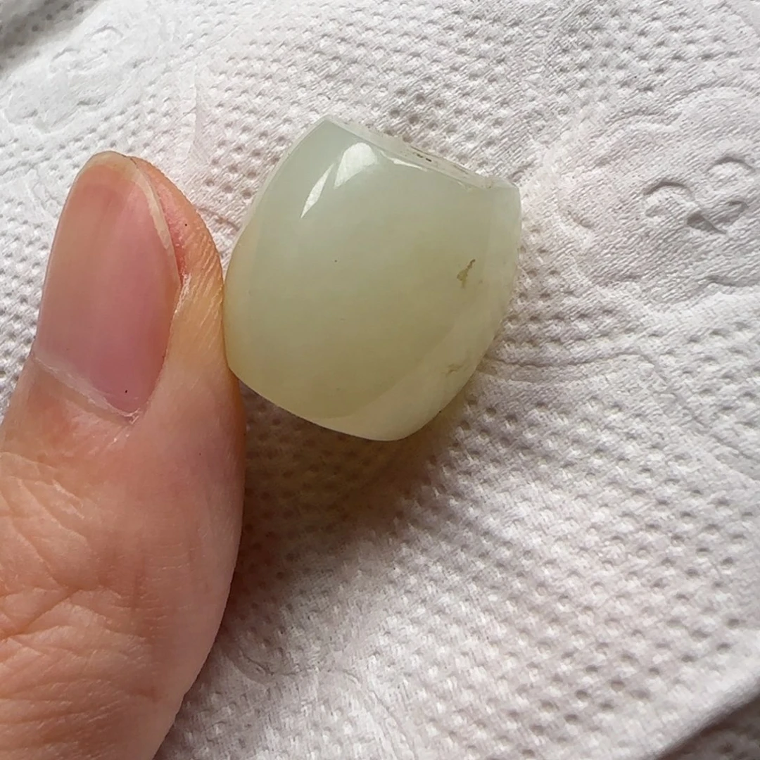 和田玉未镶嵌颈饰欧*