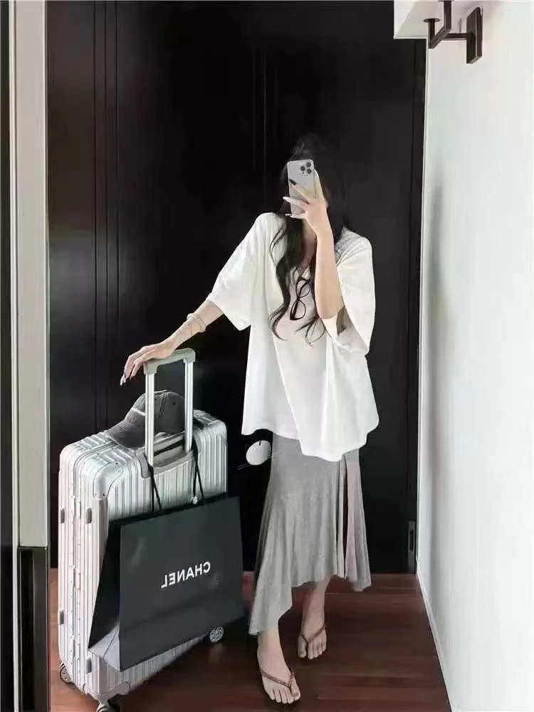 大码深灰色v领短袖T恤女高级感一整套宽松鱼尾裙两件套装