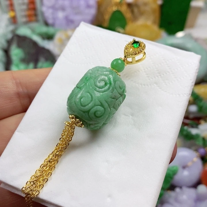 翡翠吊坠(不含链)未镶嵌