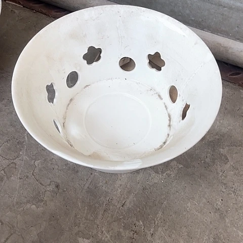 微瑕，不能明火，口径25高度11酒精炉白色