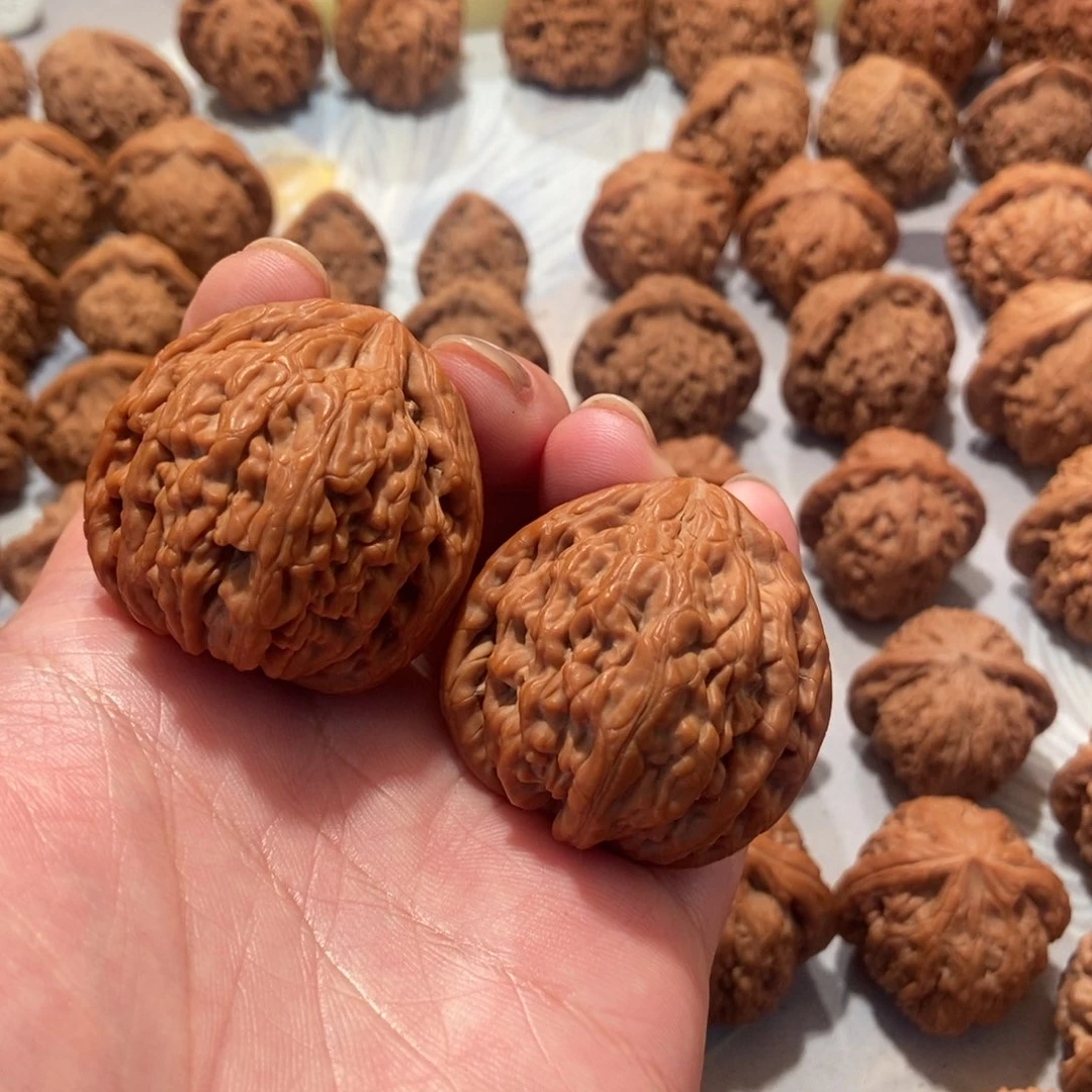 文玩核桃吊坠e***n虎头王