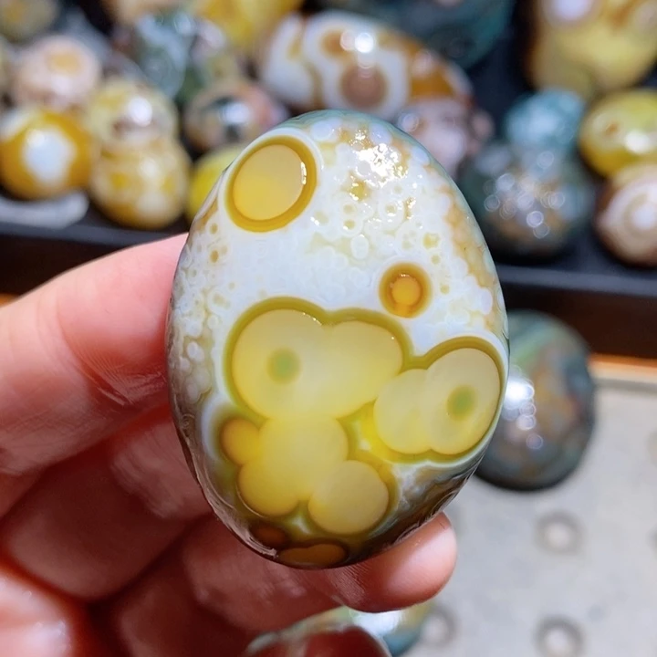 未镶嵌玛瑙/玉髓珠宝半成品130