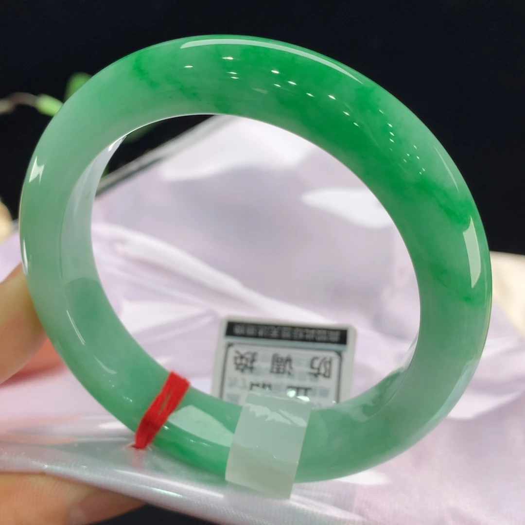 翡翠未镶嵌手镯0026