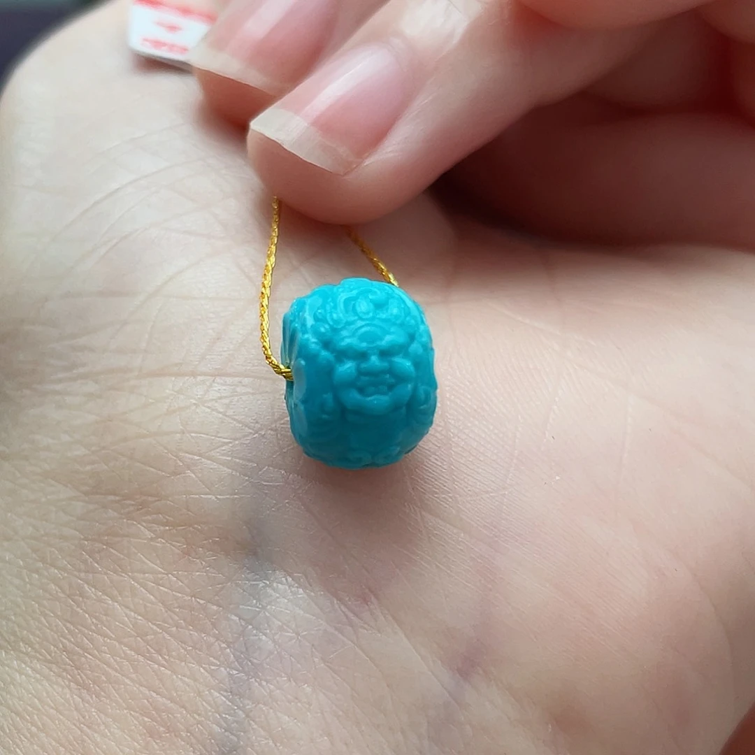 绿松石颈饰未镶嵌