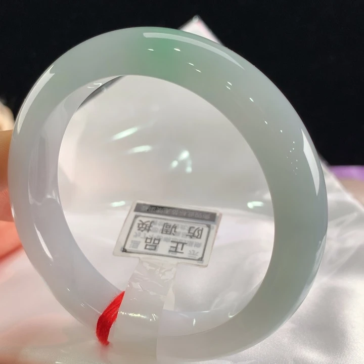 翡翠手镯未镶嵌111-0651
