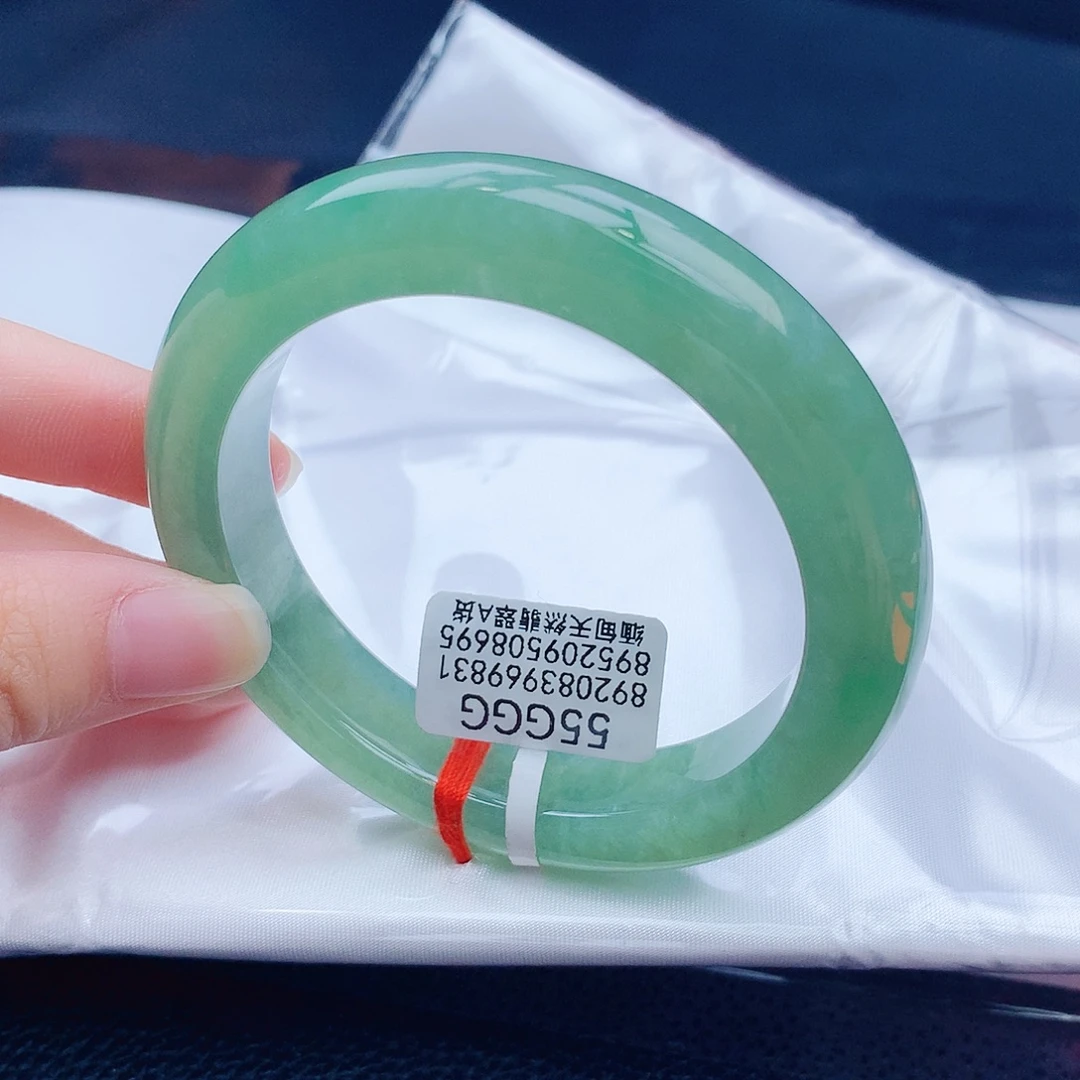 翡翠未镶嵌手镯缅甸天然翡翠a货手镯