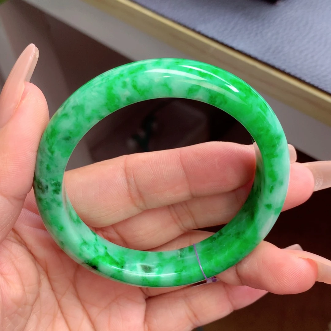 未镶嵌手镯翡翠缅甸