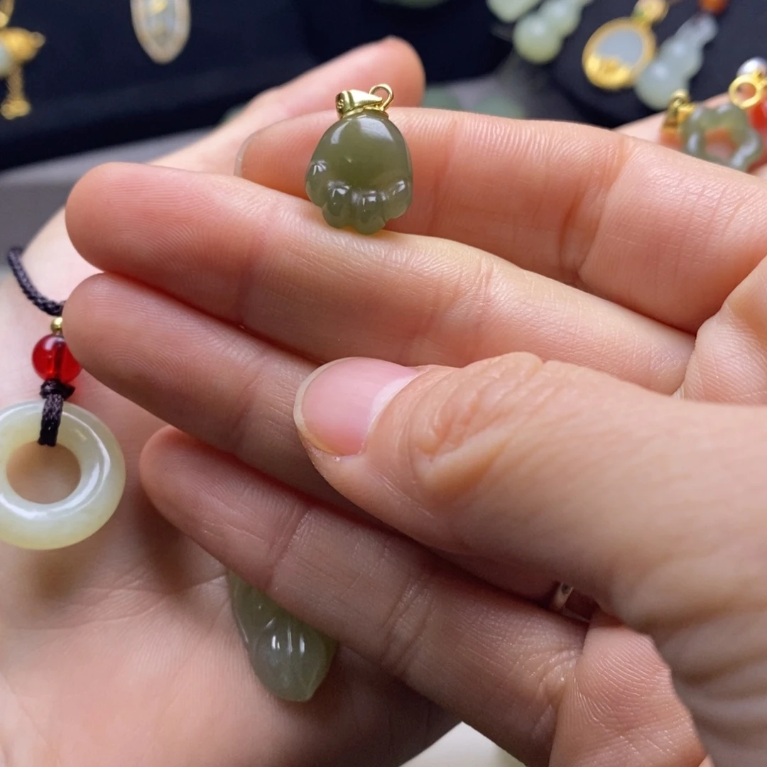 *****和田玉银S925镶嵌颈饰