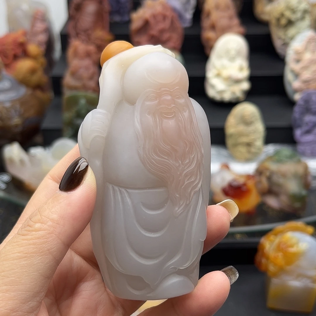 颈饰未镶嵌石英质玉