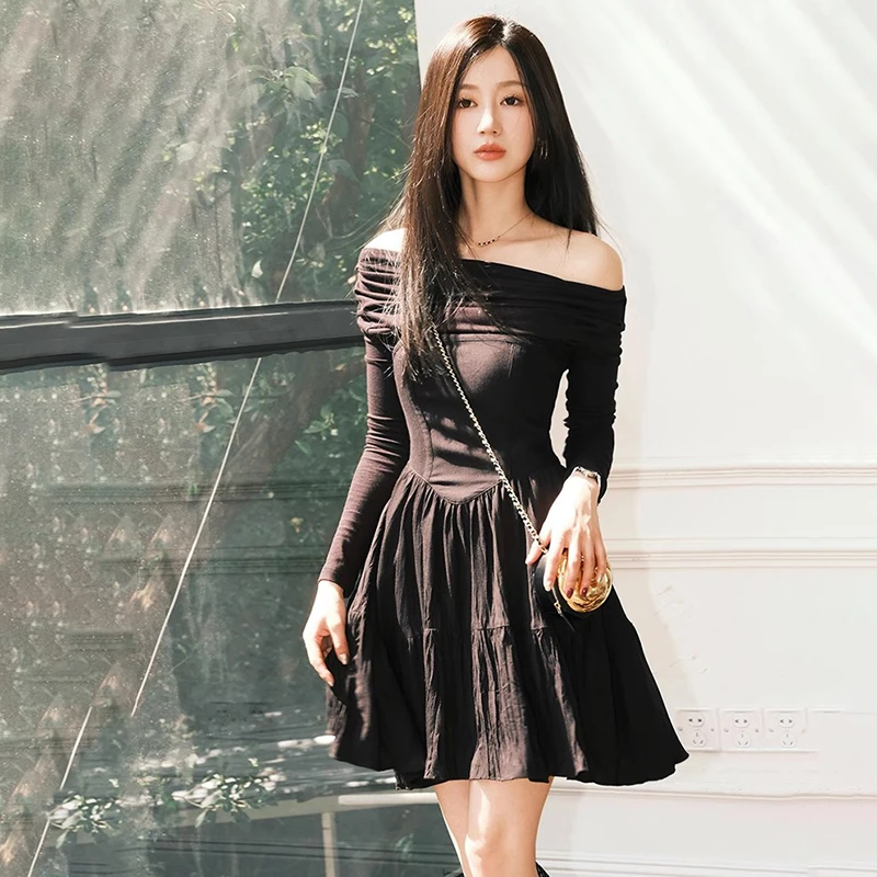 气质修身小黑裙QL224016