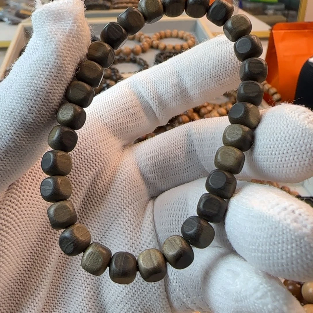 檀香木手串/手链享*東7mm阴沉老山檀六方