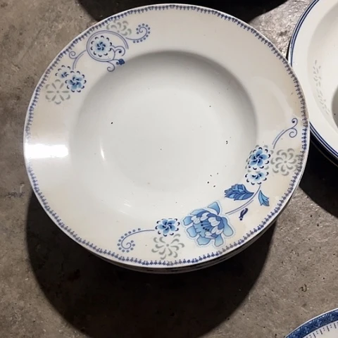 陶瓷8寸深盘一个陶瓷